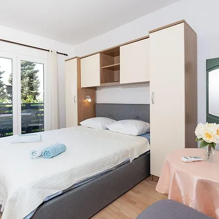 בית הארחה & Mestrov